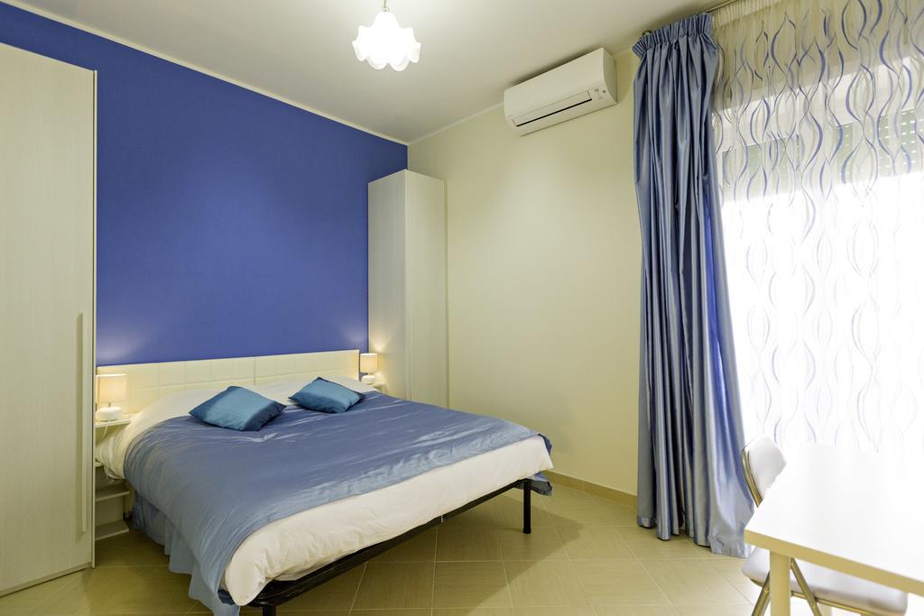 Bed and Breakfast Il Giglio Marino à Gaète Chambre photo
