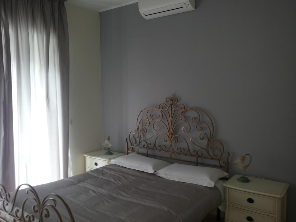 Bed and Breakfast Il Giglio Marino à Gaète Chambre photo